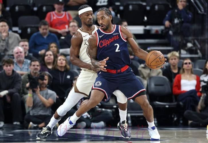 莱昂纳德24+12库里27+6 快船主场险胜勇士